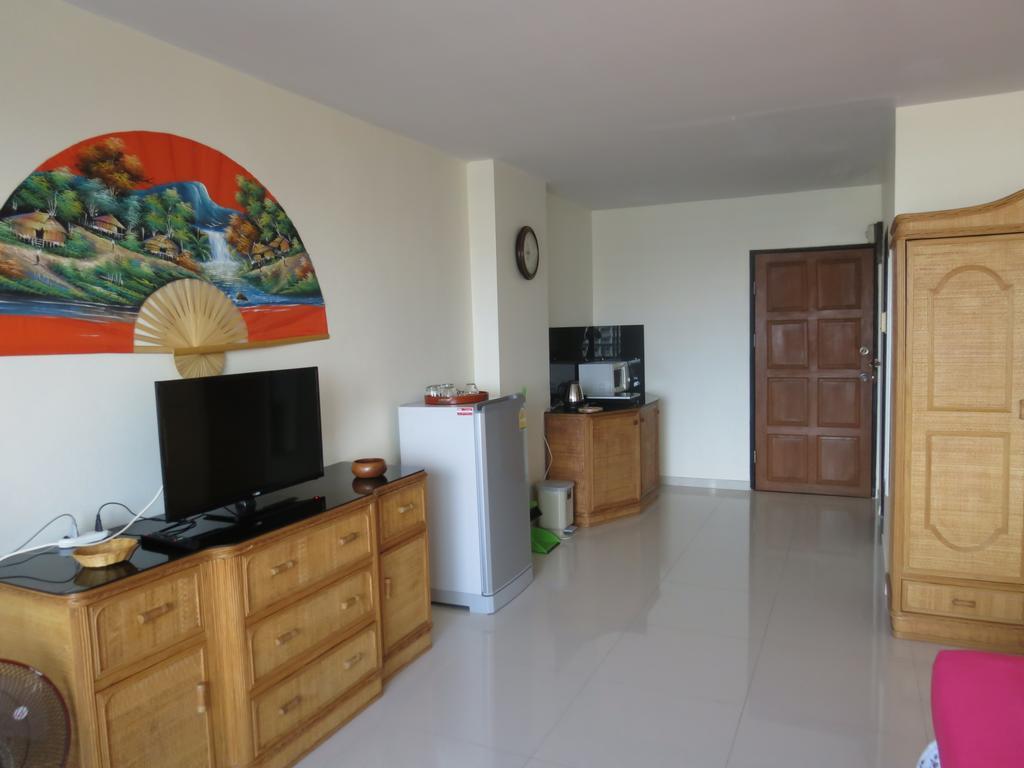 View Talay 1B Serviced Apartments Pattaya Pokój zdjęcie