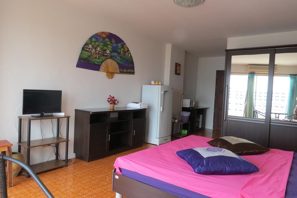 View Talay 1B Serviced Apartments Pattaya Pokój zdjęcie