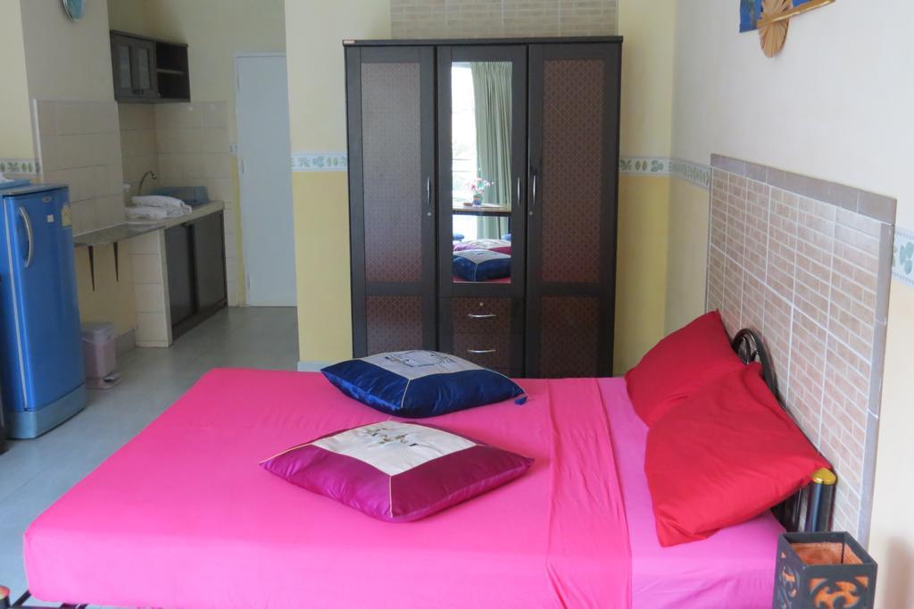 View Talay 1B Serviced Apartments Pattaya Pokój zdjęcie